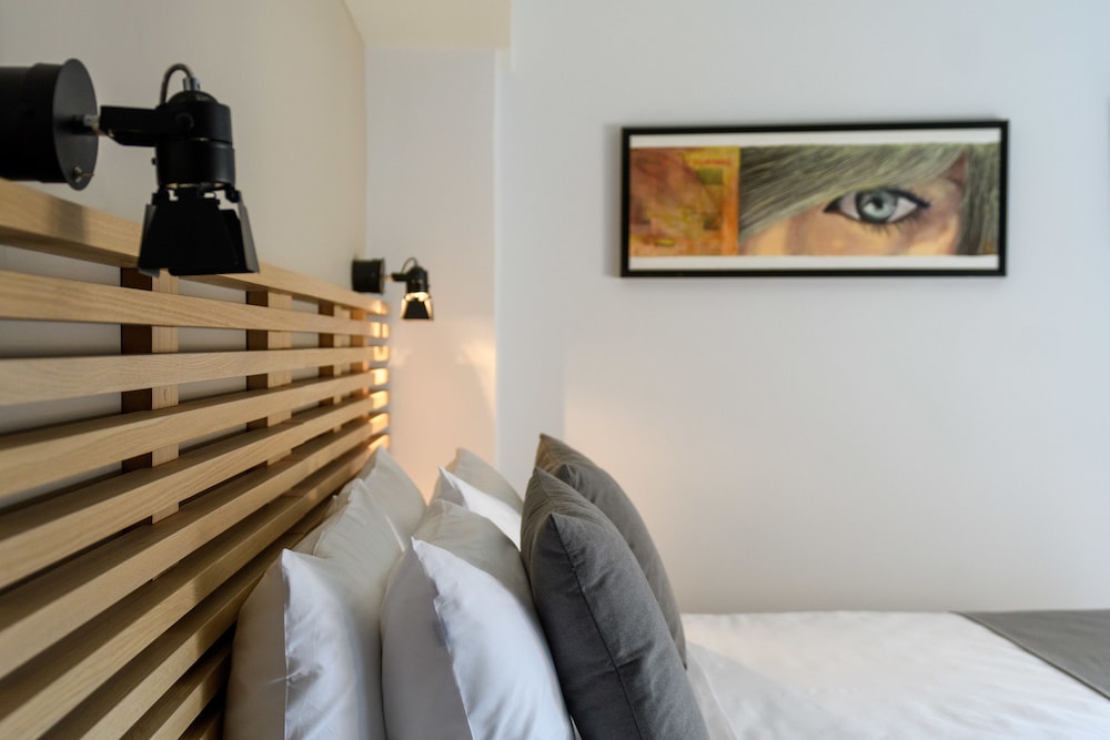 Fos DownTown Suites 6