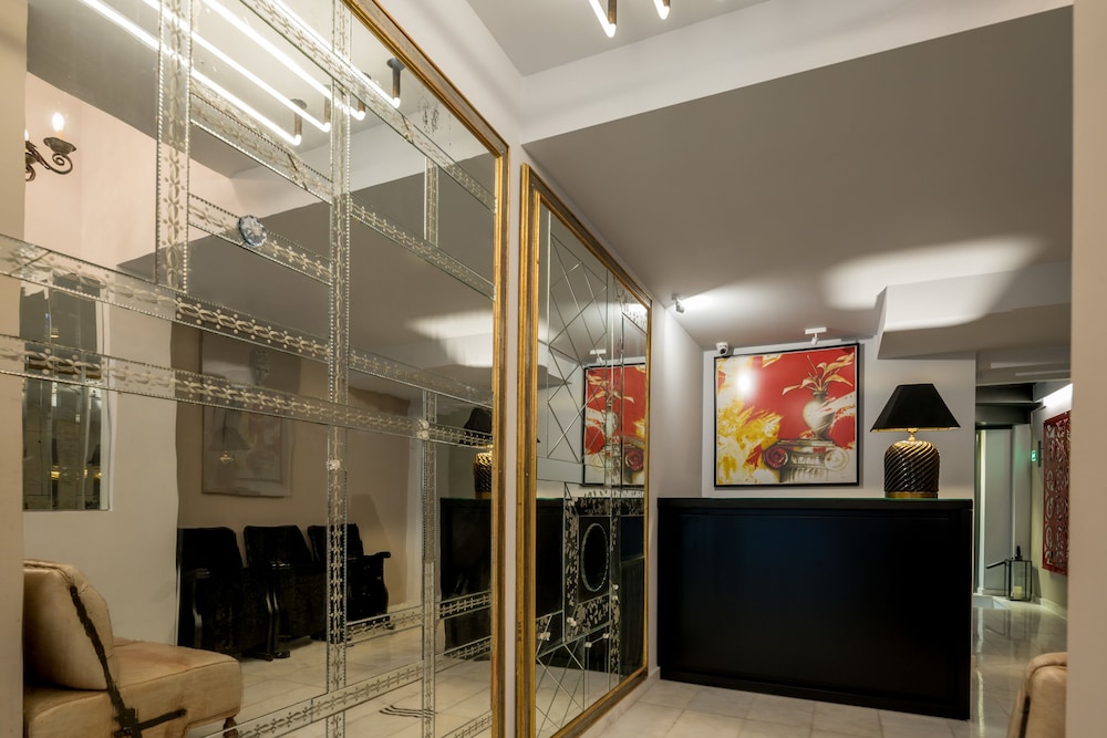 Fos DownTown Suites 5