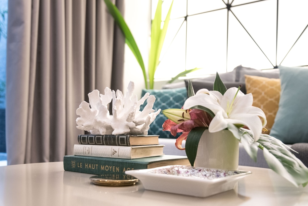 Fortyseven Luxury Suites & Lofts 16