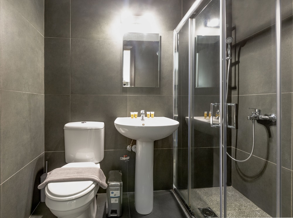 Monastiraki Place 9
