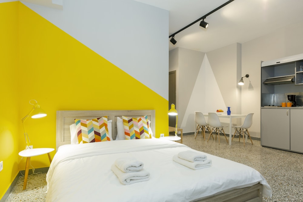 Monastiraki Place 16