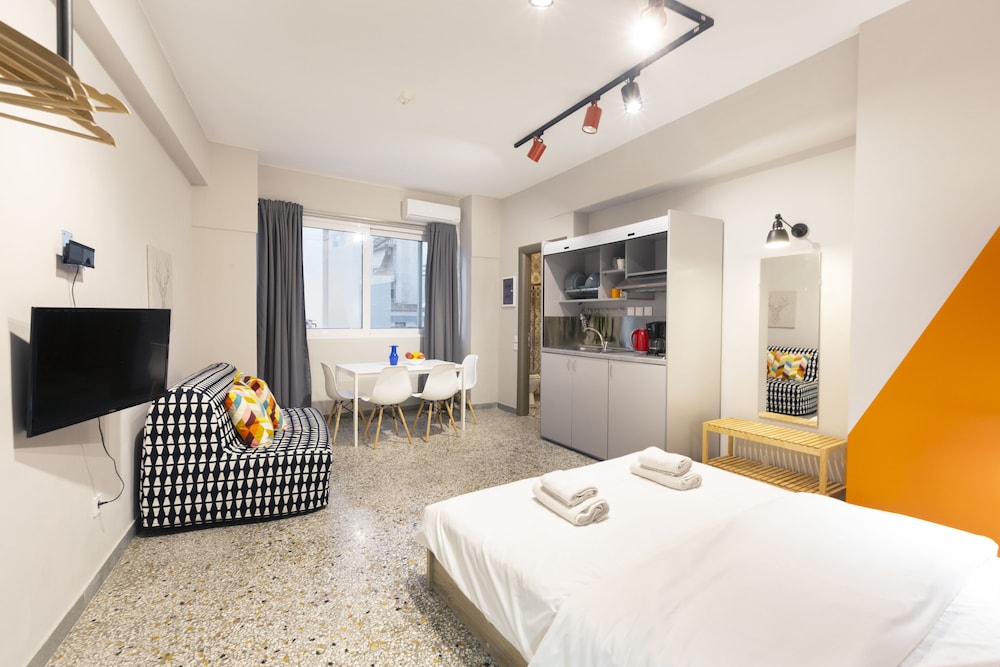 Monastiraki Place 11