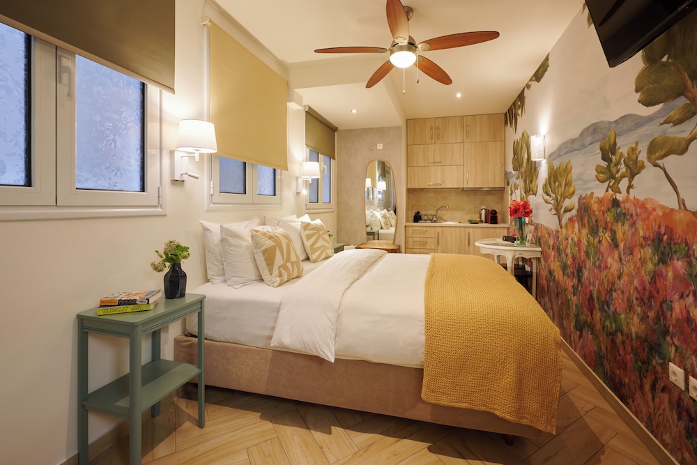 Rastoni Athens Suites 4