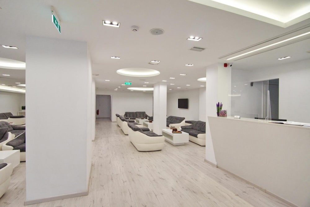 Boss Boutique Athens 3