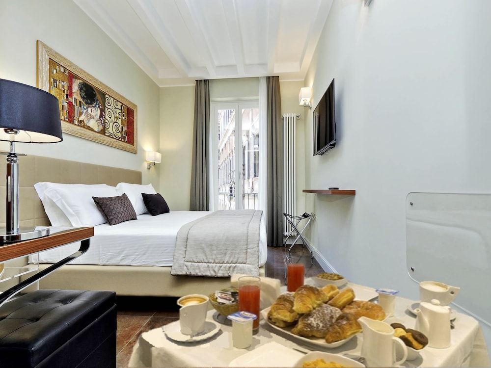 Piazza Venezia Grand Suite 23