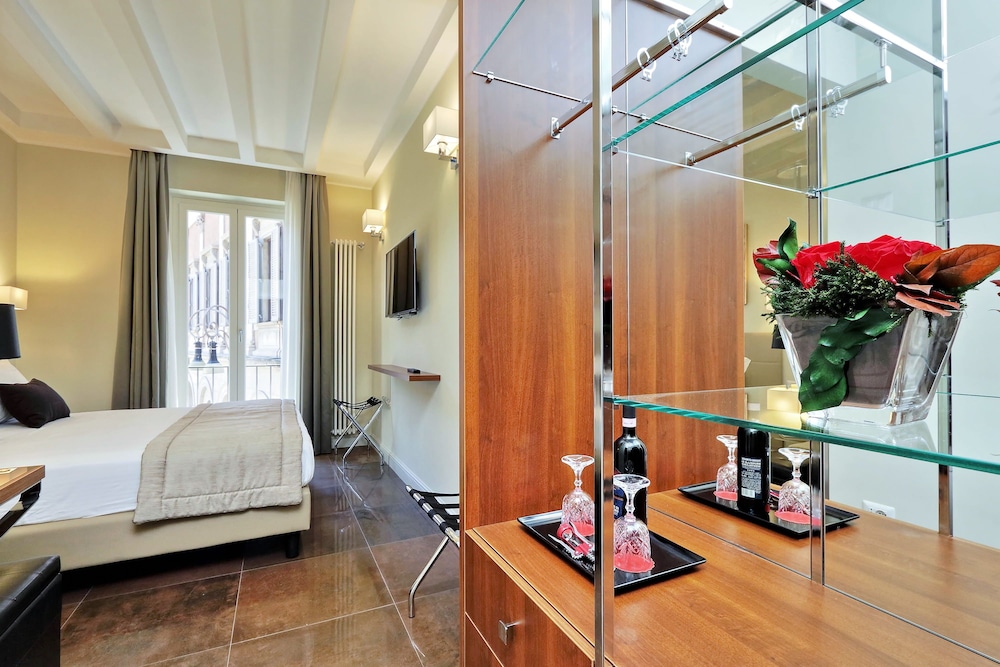 Piazza Venezia Grand Suite 13