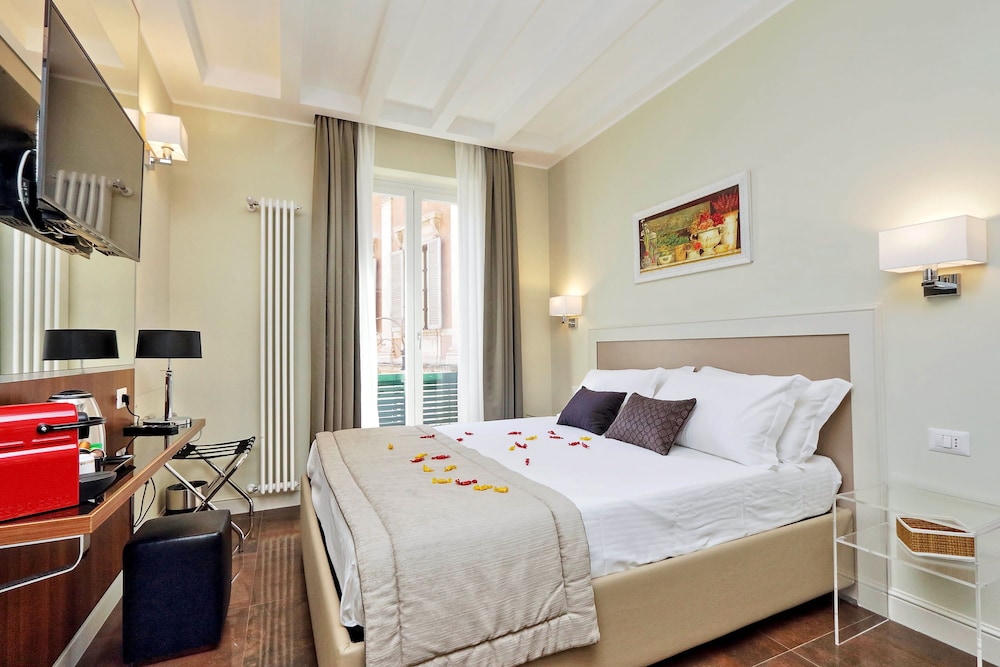 Piazza Venezia Grand Suite 19