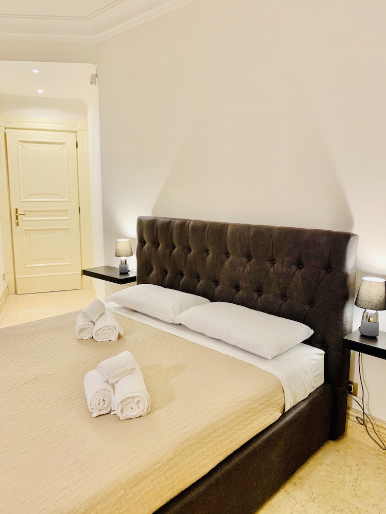 Simon's Guest House Roma 3