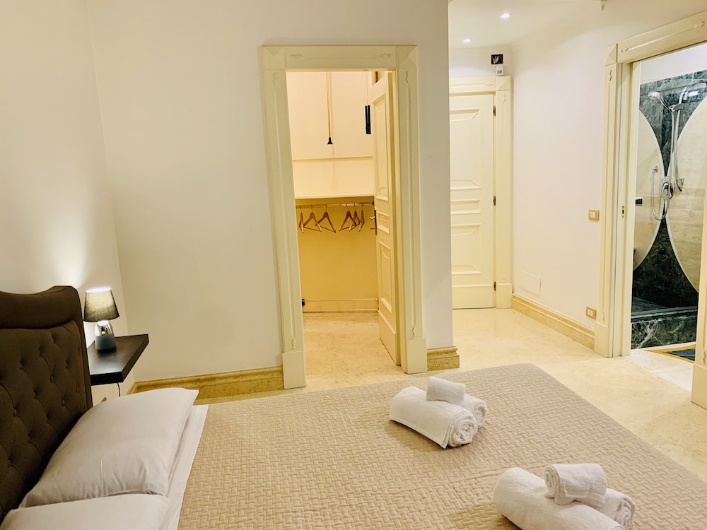 Simon's Guest House Roma 12