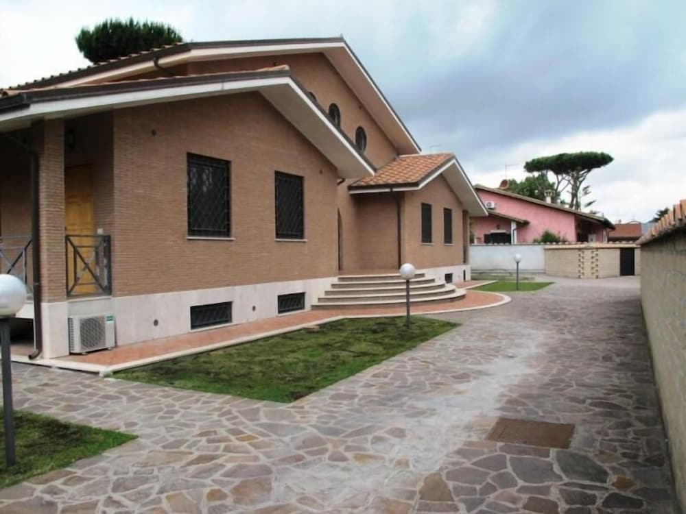 Villa Smeraldo Roma 22