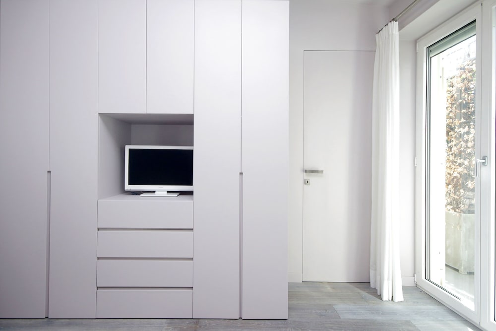 Crispi Luxury Apartments - My Extra Home 12