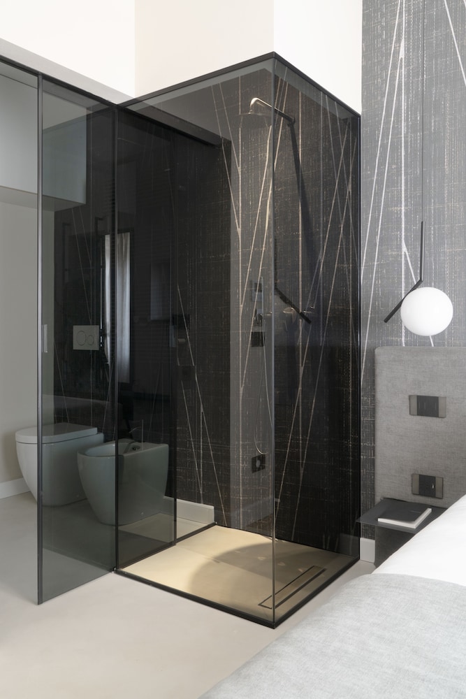Della Spiga Suites by Brera Apartments 10