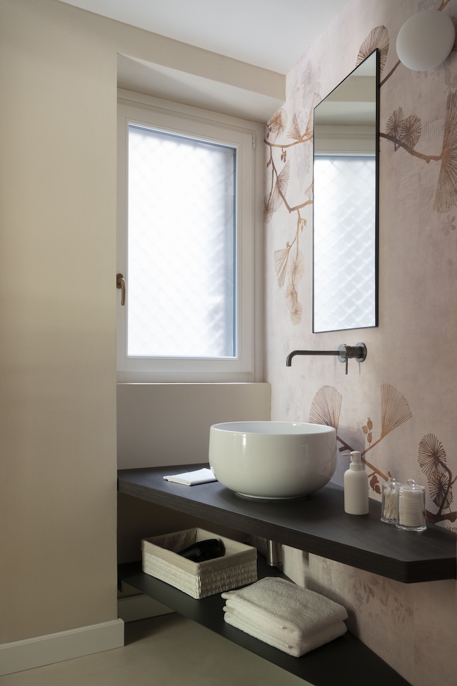 Della Spiga Suites by Brera Apartments 18