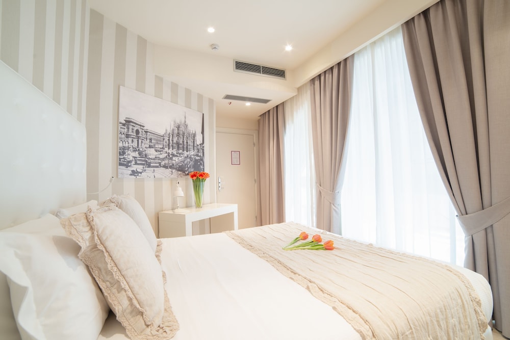 Rooms Milano Duomo 6