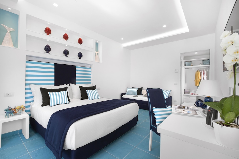 Sersale Suites Sorrento 14
