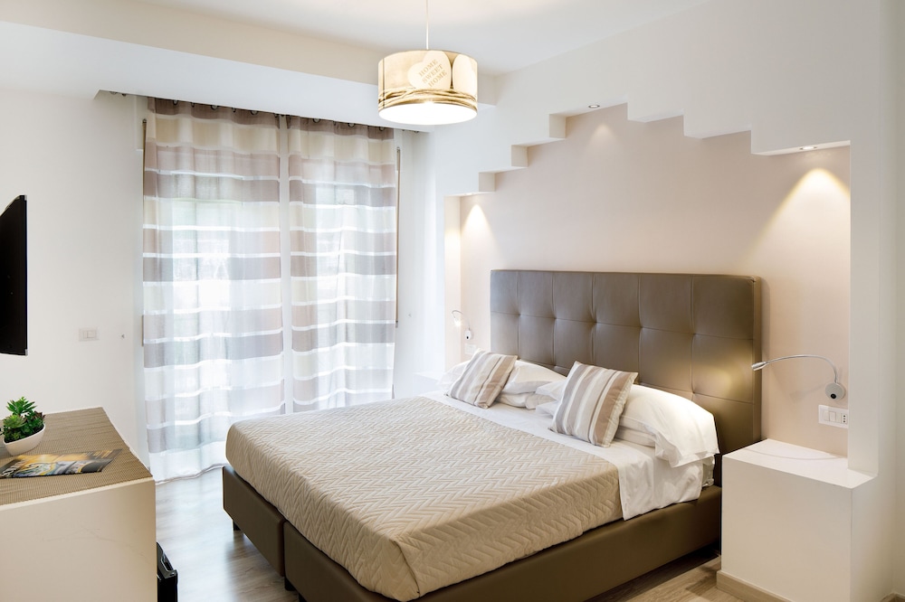 Sorrento Comfort Rooms 10
