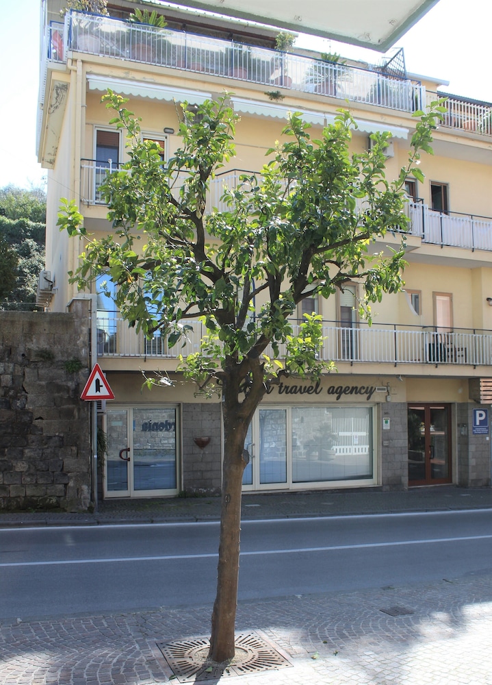 Sorrento Comfort Rooms 24