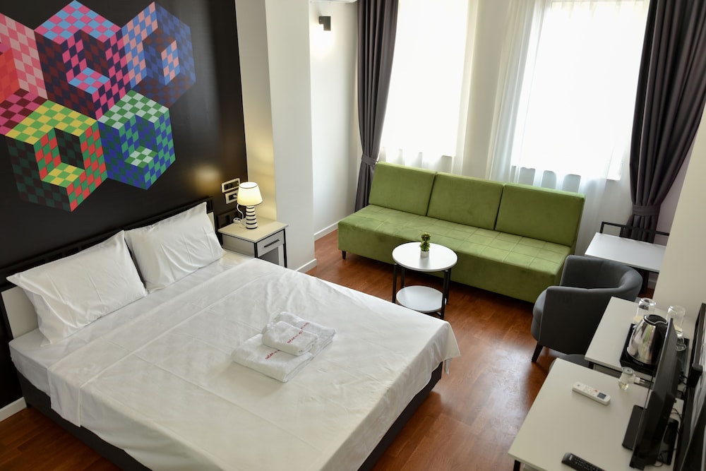 Osten Art Hotel 3