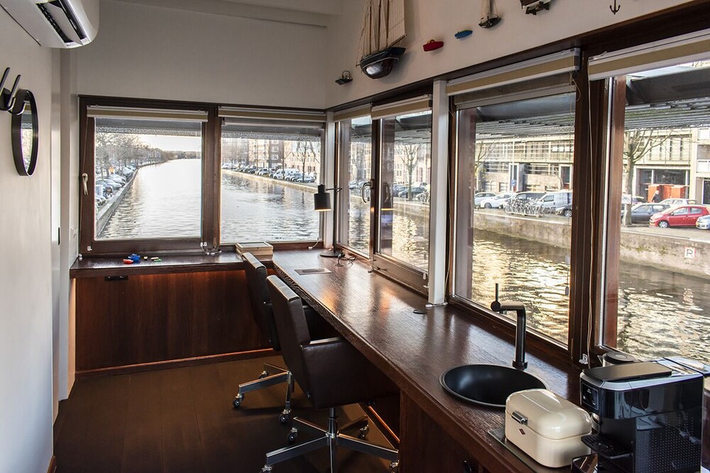 SWEETS Hotel Zeilstraatbrug 1