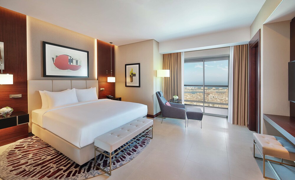 Hilton Doha The Pearl 6