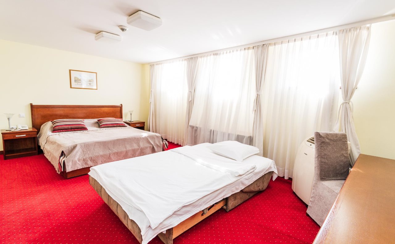 Hotel Astra 11
