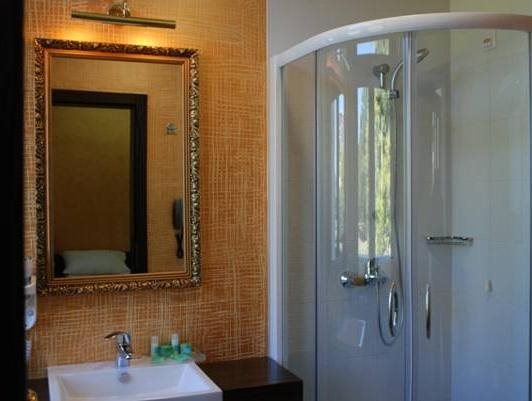 Herzegovina Hotel 6