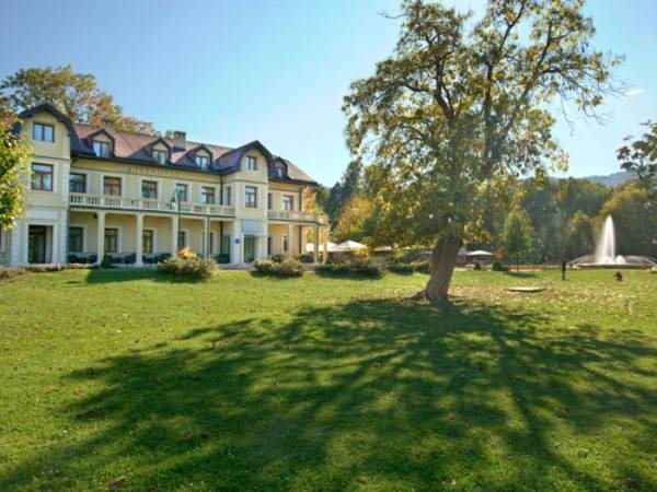 Herzegovina Hotel 8