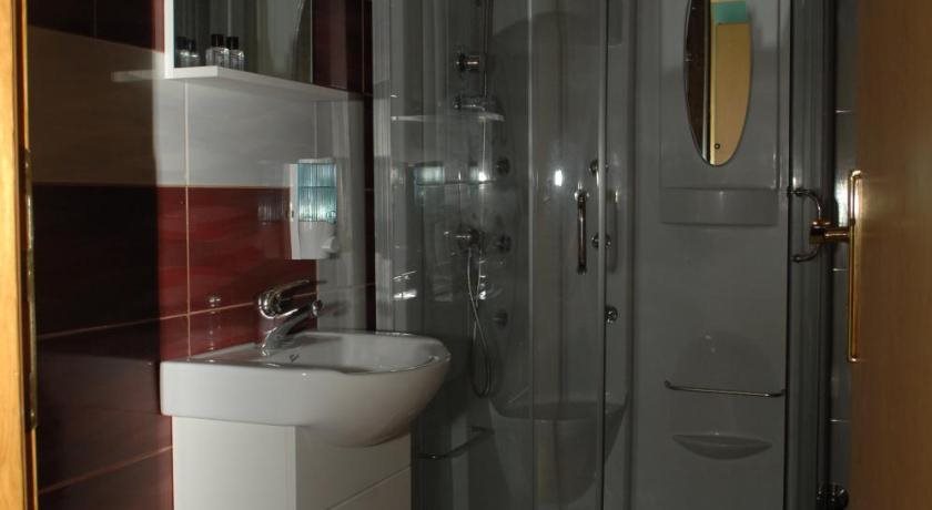 Tsc Hotel 13