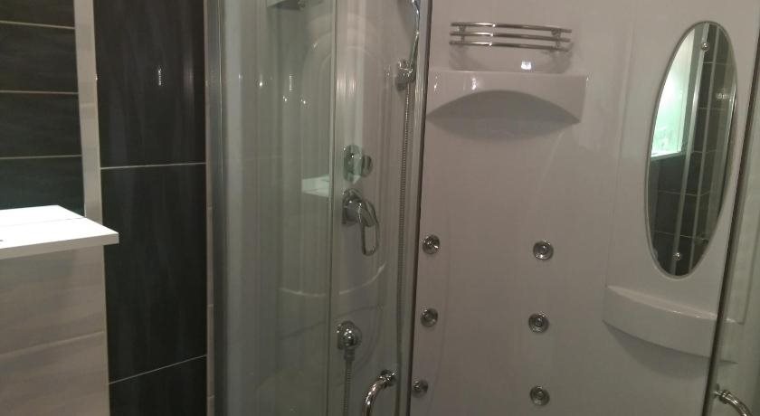 Tsc Hotel 7