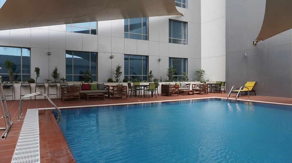 ibis Jeddah City Center 4