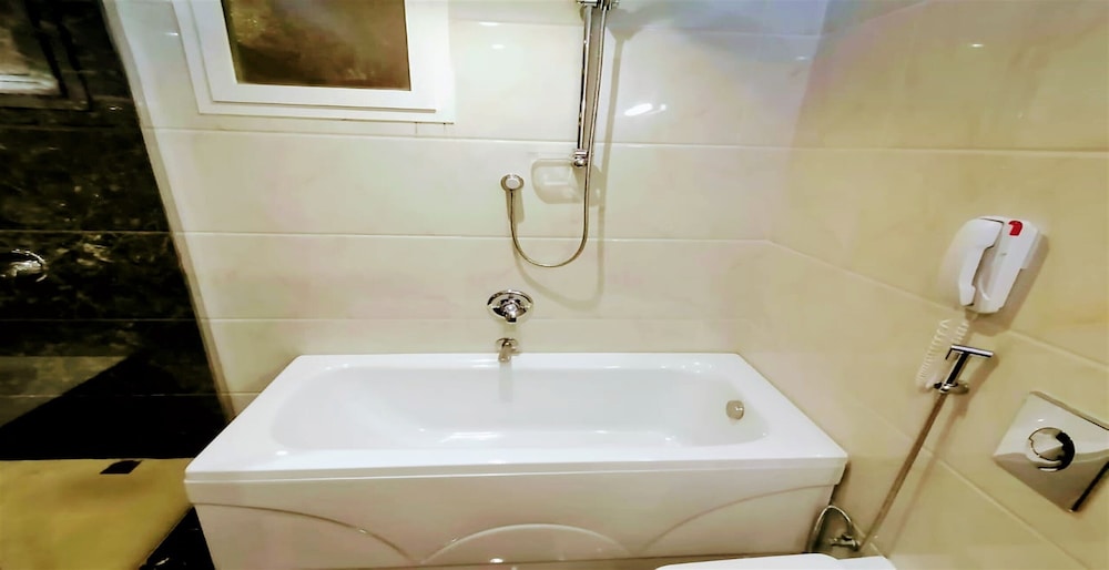 Carawan Hotel Jeddah 2