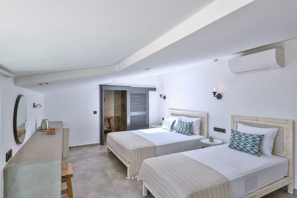 Carruba Boutique Hotel 12