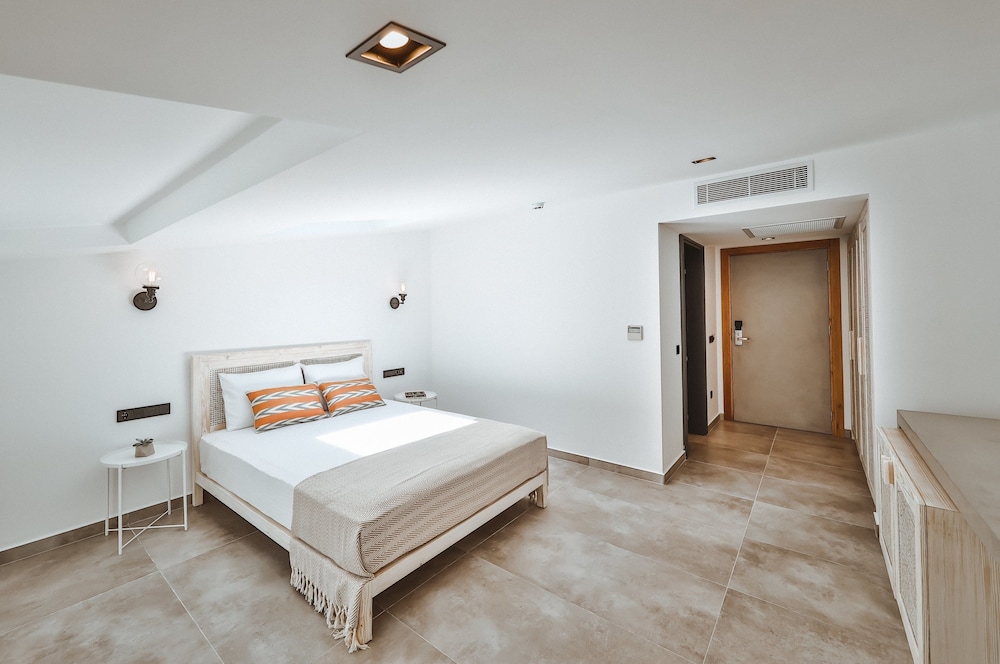 Carruba Boutique Hotel 24