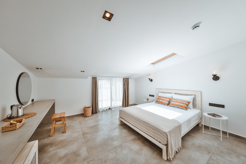 Carruba Boutique Hotel 9