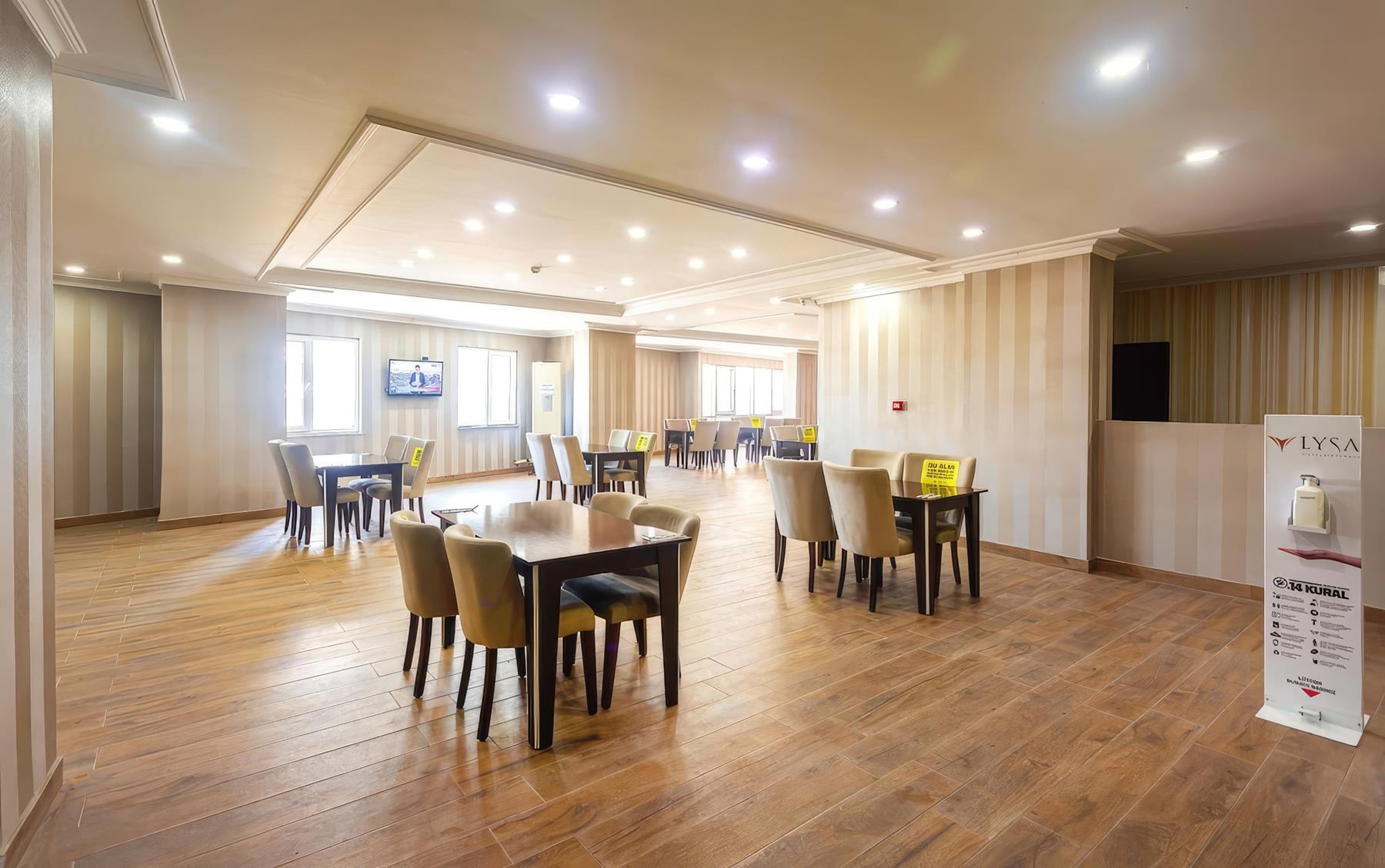 Marina Park Hotel 14
