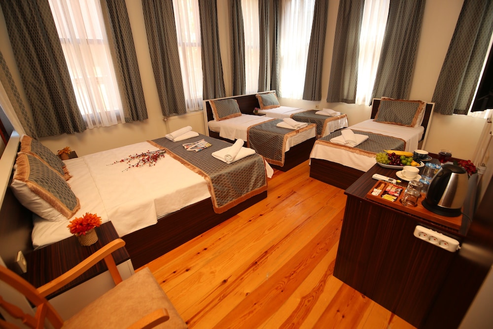 Grand Almira Hotel 7