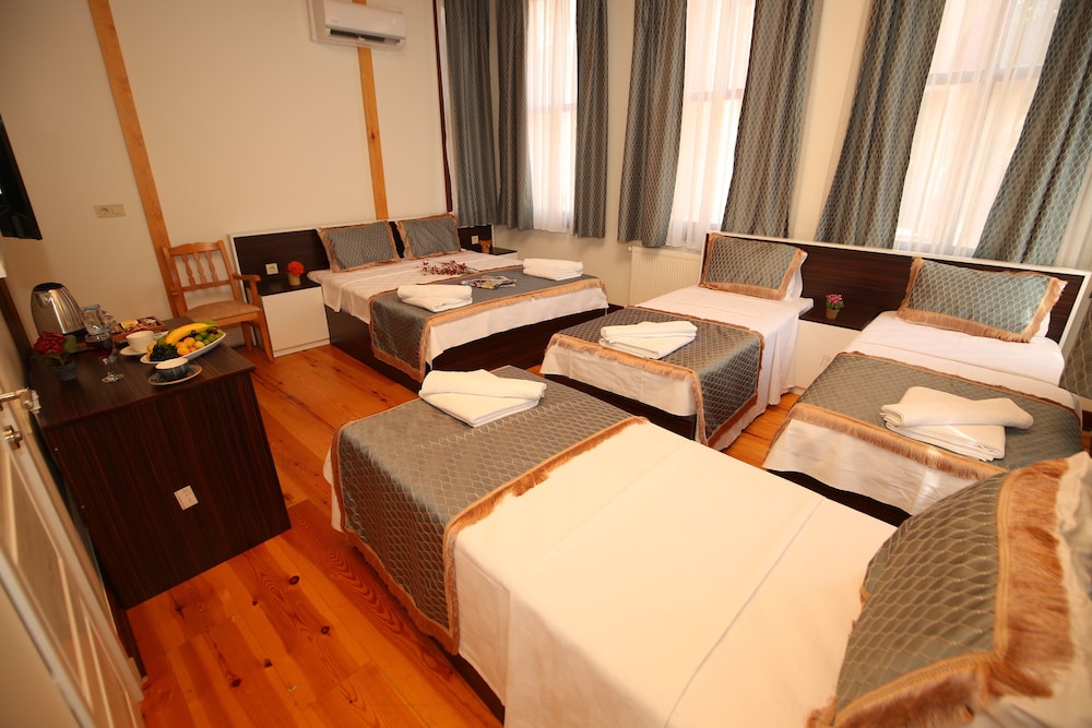 Grand Almira Hotel 1