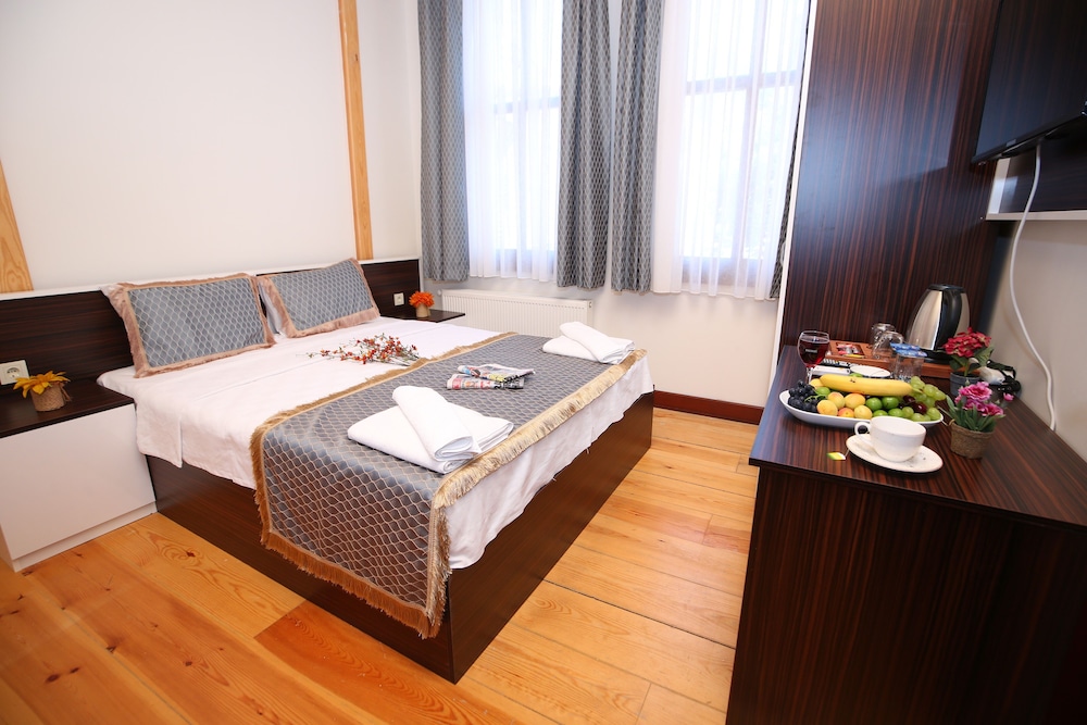 Grand Almira Hotel 13