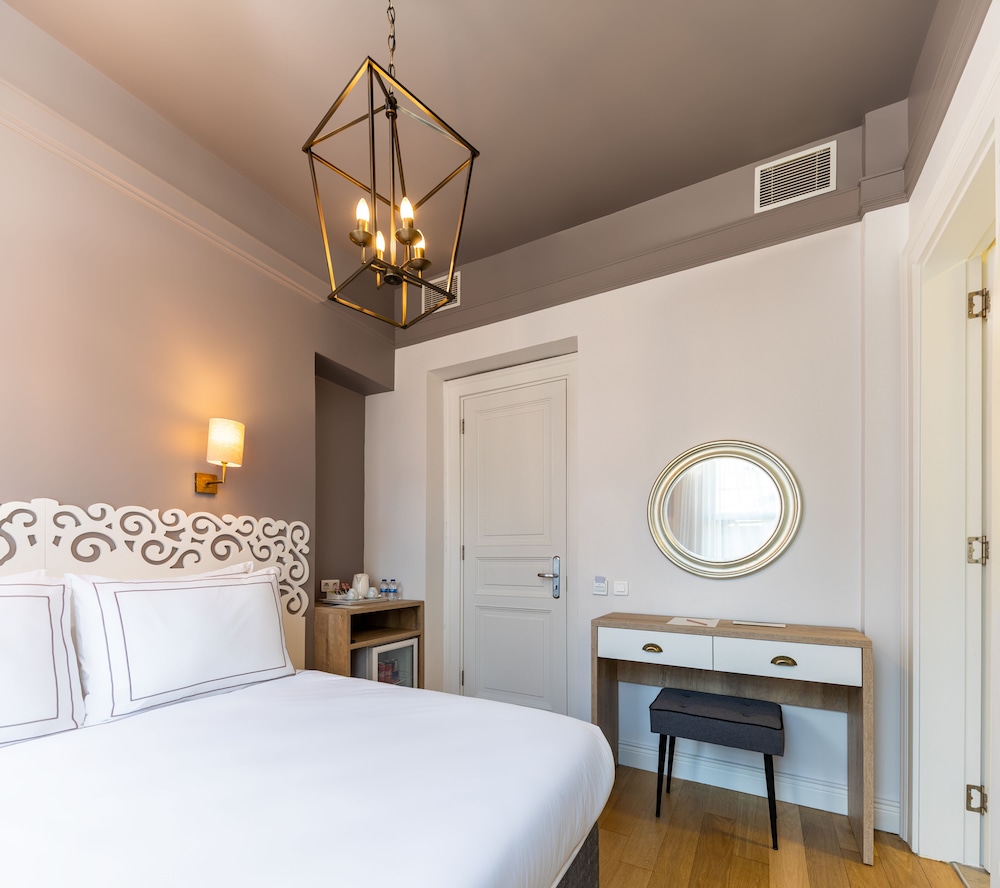 Petros Hotel 8