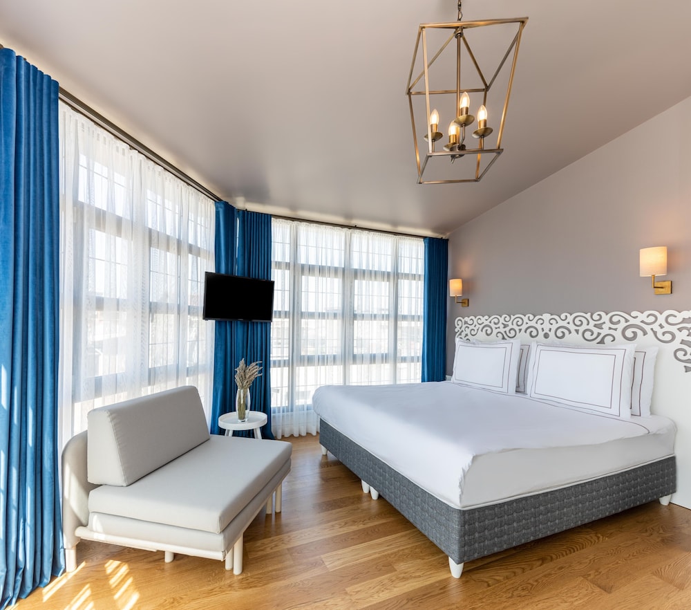 Petros Hotel 20