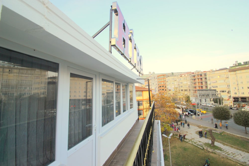 Hira Hotel 23
