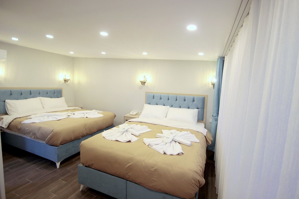 Hira Hotel 13