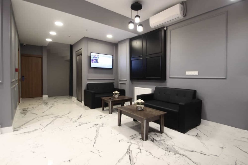 Hira Hotel 2