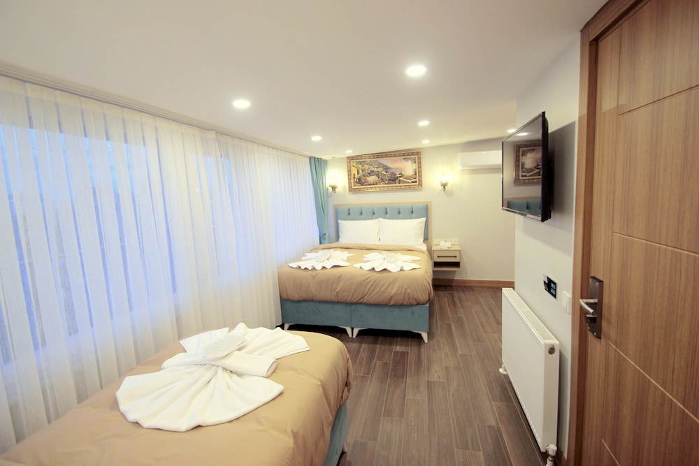 Hira Hotel 17