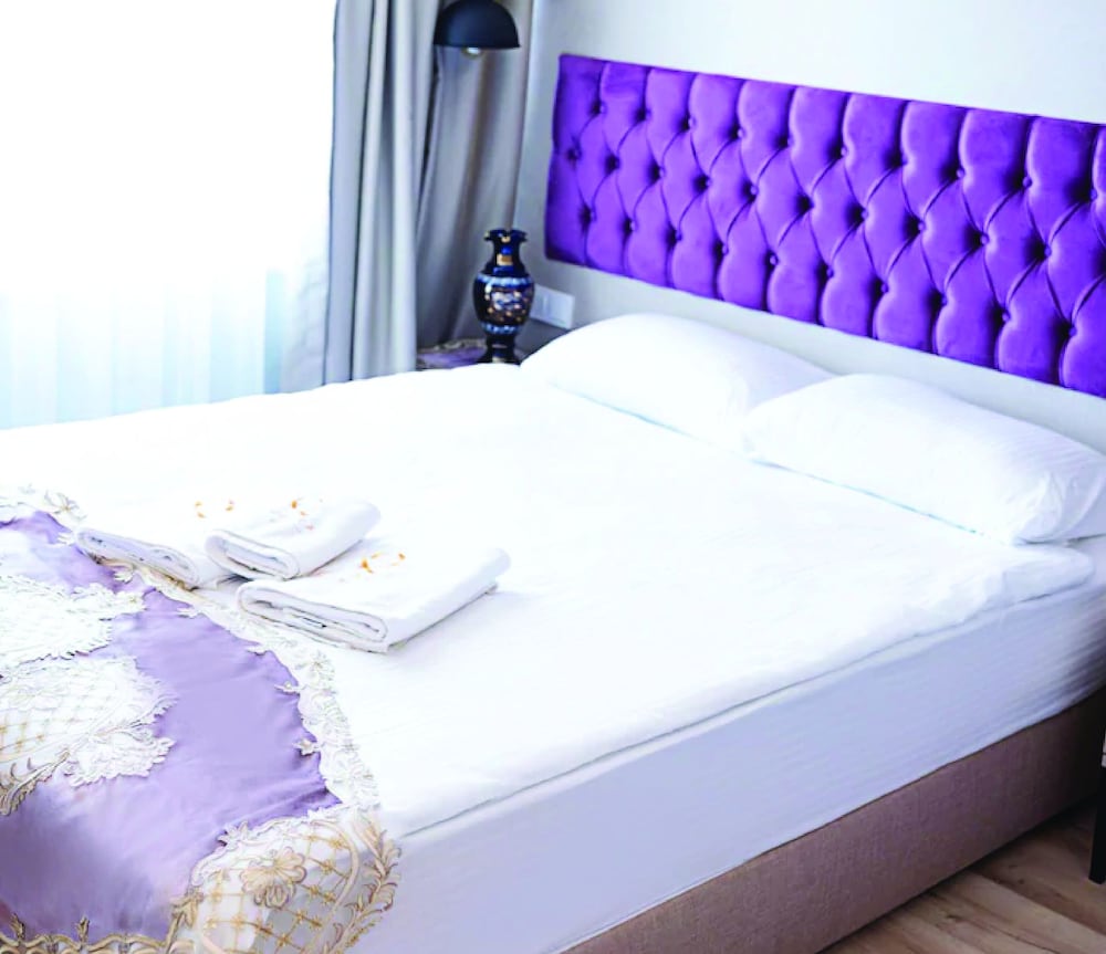 The Lola Hotel 1