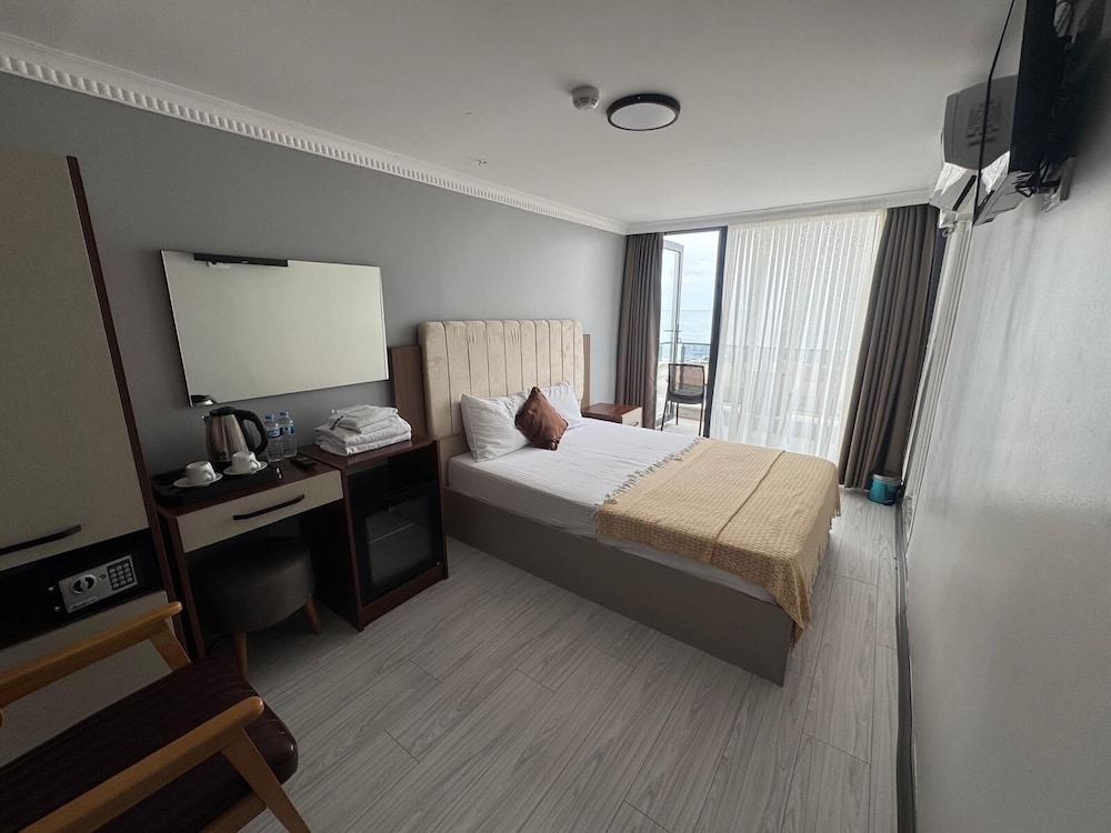 istanbul Airport Kumsal Otel 24