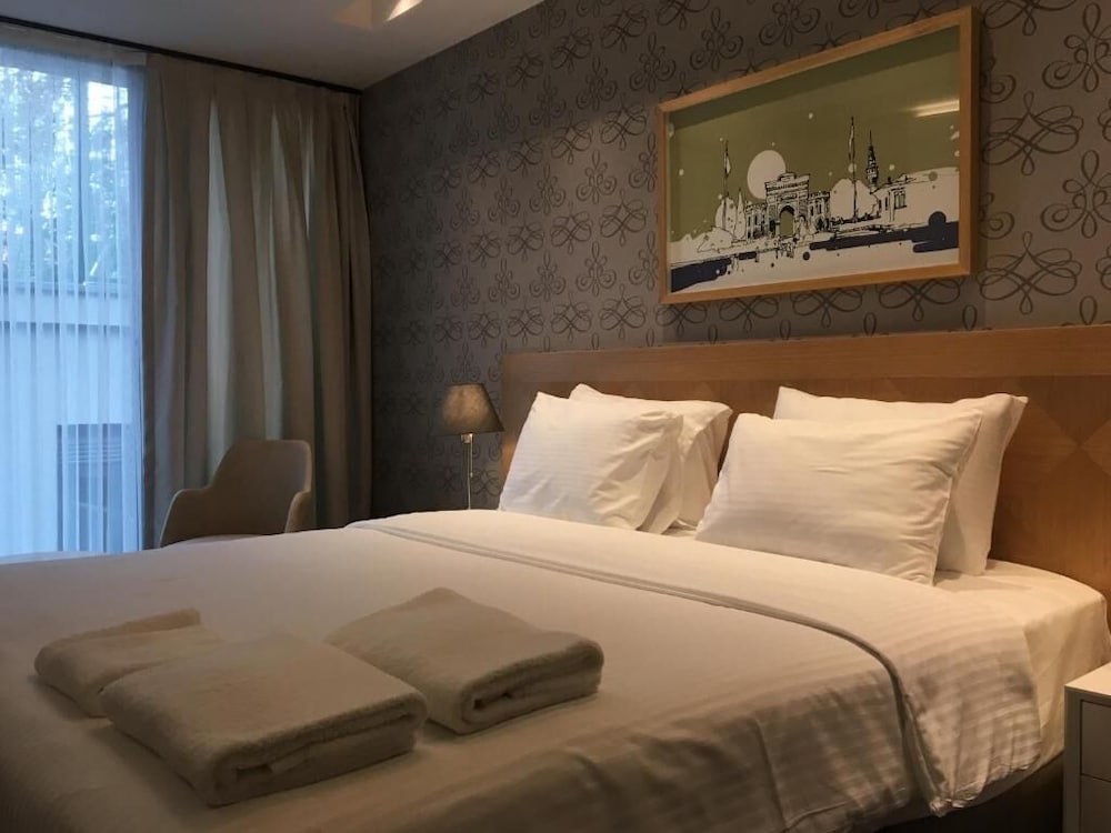 Four G Hotel 19