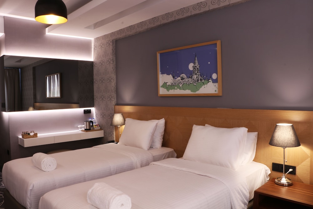 Four G Hotel 15