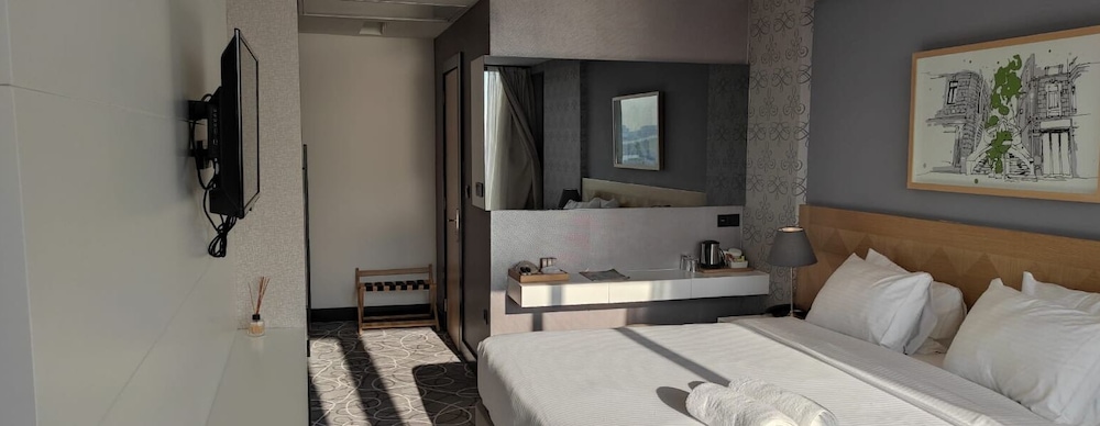 Four G Hotel 21