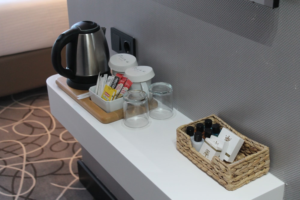 Four G Hotel 24